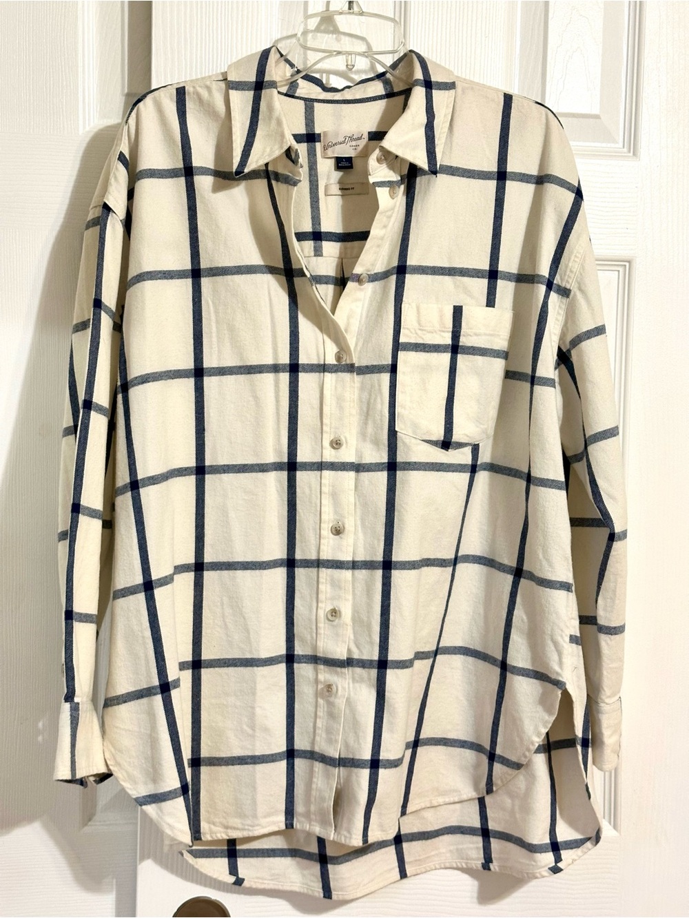 Universal Thread Oversized Plaid Button Up Shirt Cream Blue size L